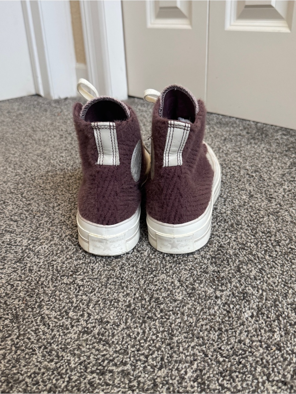 Converse Chuck 70 Cozy Utility Burgundy High Top Womens 8 Mens 6 Fuzzy - Picture 3 of 9